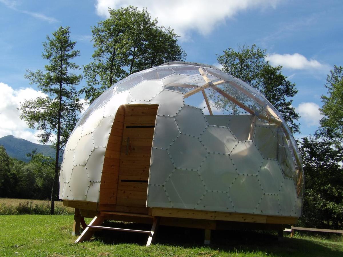 Camping 3 Etoiles - Piscine Chauffee - Vue Montagne サン・ジロン エクステリア 写真