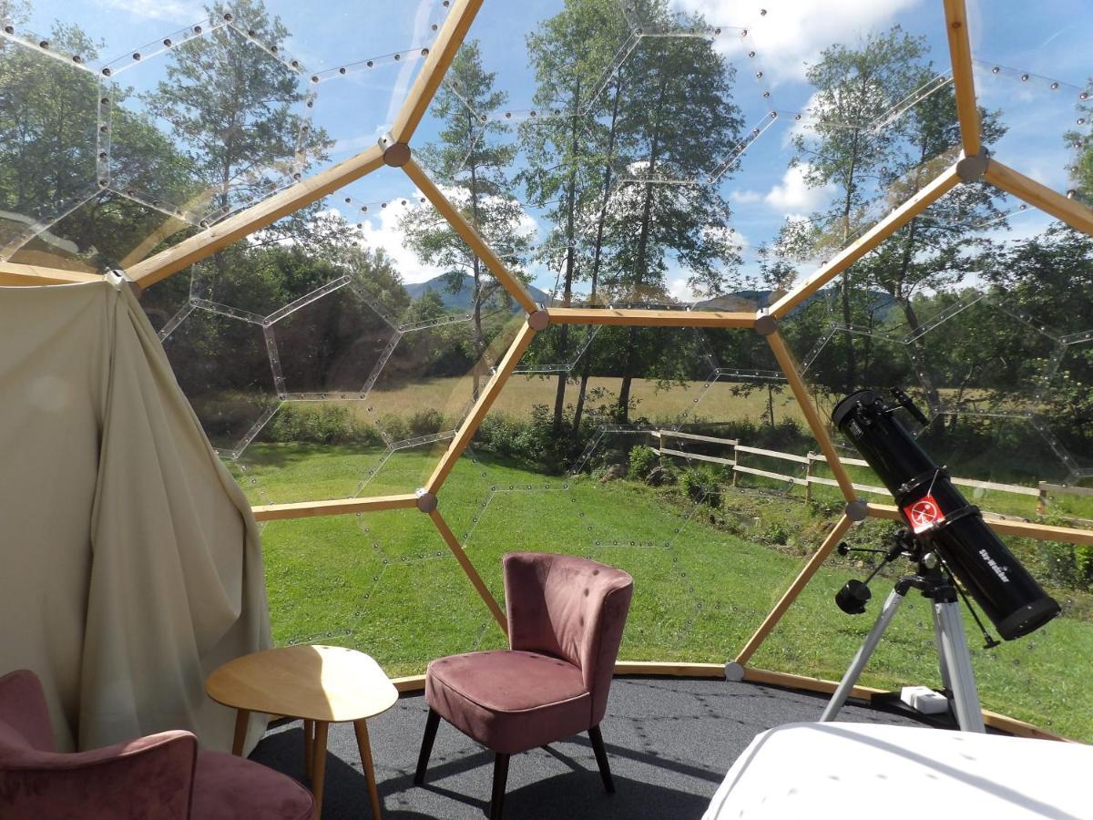 Camping 3 Etoiles - Piscine Chauffee - Vue Montagne サン・ジロン エクステリア 写真