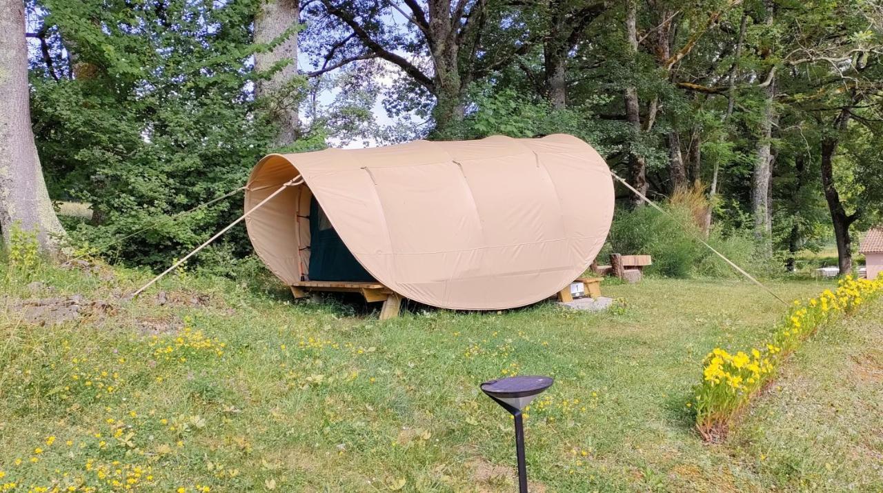 Camping 3 Etoiles - Piscine Chauffee - Vue Montagne サン・ジロン エクステリア 写真